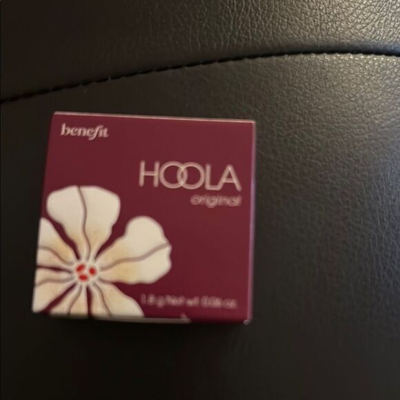 Benefit Tan Bronzer Matte Contour - Picture 2 of 5